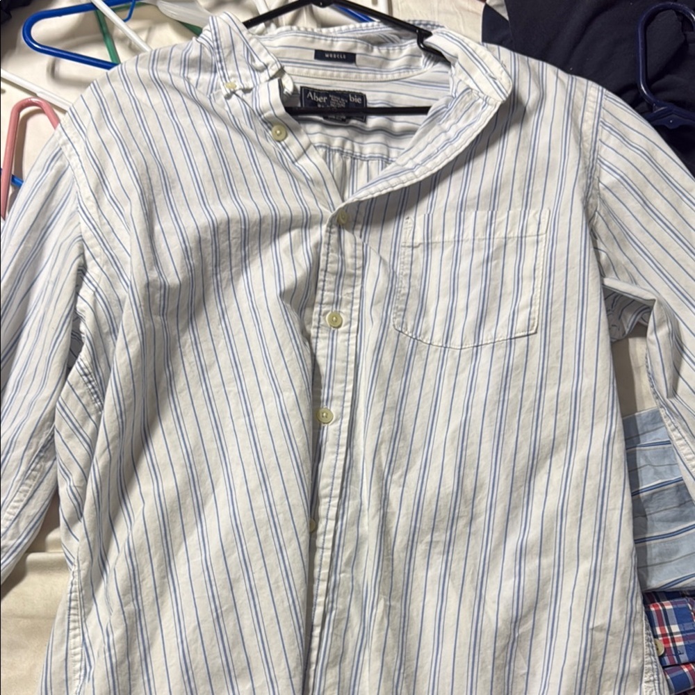 Abercrombie & Fitch Men's Blue Striped Shirt